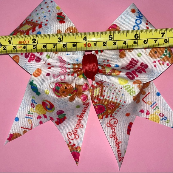 Gingerbread Man Hair Bow - Christmas Hair Bow - Hair Clip - Girls Hair Bow - Picture 3 of 6